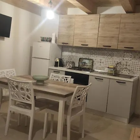 La Ficurinia Appartement *