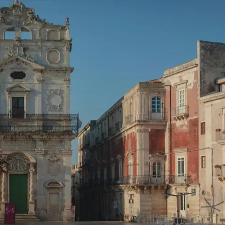 La Ficurinia
